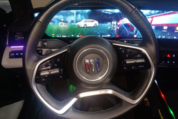 Used Buick LaCrosse 2023 28T Prestige Edition Steering Wheel