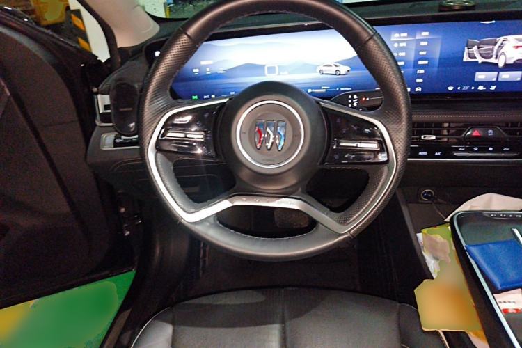Used Buick LaCrosse 2023 28T Prestige Edition Steering Wheel