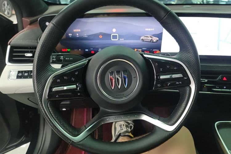 Used Buick LaCrosse 2023 28T Prestige Edition Steering Wheel