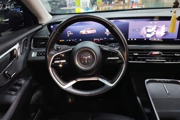 Used Buick LaCrosse 2023 28T Prestige Edition Steering Wheel