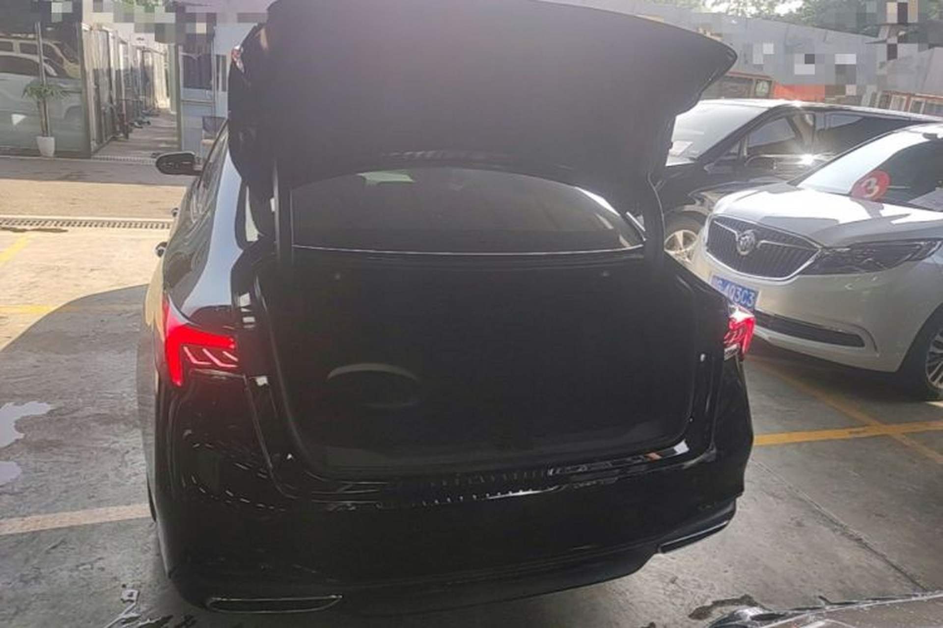 Used Buick LaCrosse 2023 28T Prestige Edition Trunk