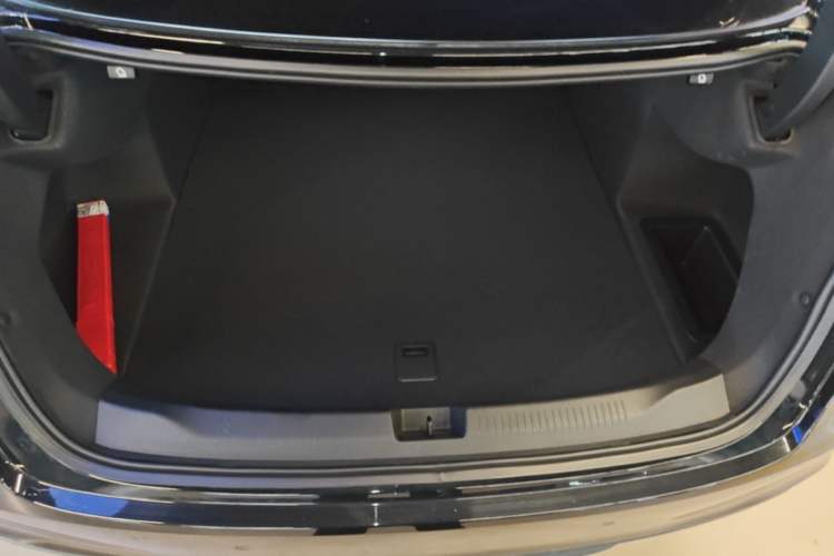 Used Buick LaCrosse 2023 28T Prestige Edition Trunk