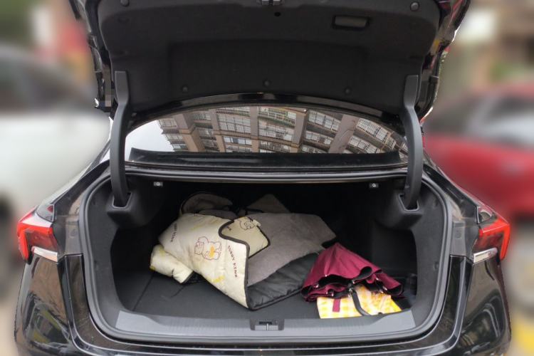 Used Buick LaCrosse 2023 28T Prestige Edition Trunk