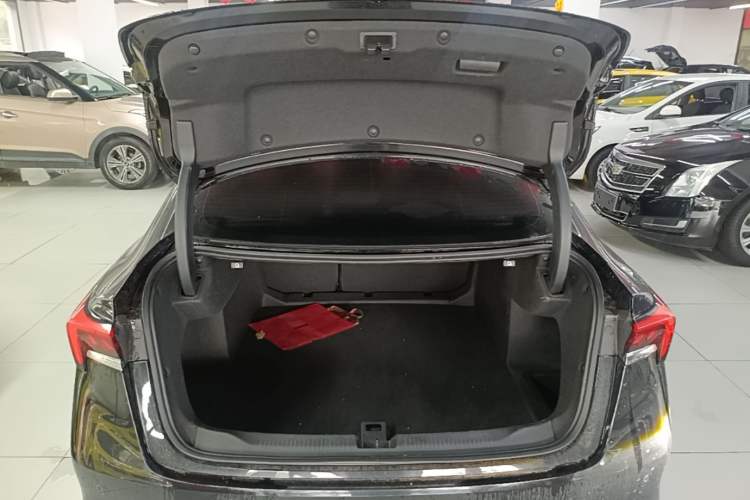 Used Buick LaCrosse 2023 Restyled 25T Cross-Country Edition Trunk