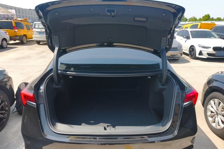 Used Buick LaCrosse 2023 Restyled 25T Cross-Country Edition Trunk