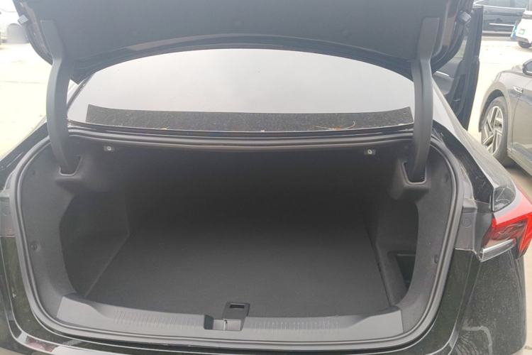 Used Buick LaCrosse 2023 28T Prestige Edition Trunk