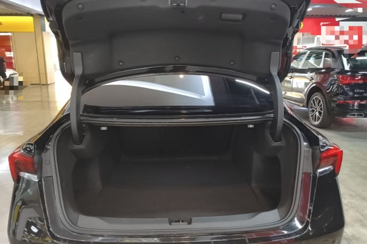 Used Buick LaCrosse 2023 28T Prestige Edition Trunk