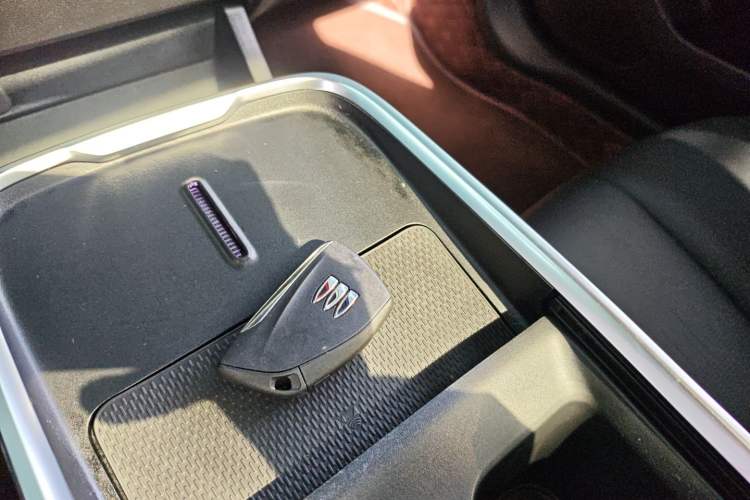 Used Buick LaCrosse 2023 28T Enjoyment Edition Vehicle Key