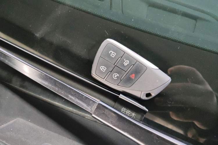 Used Buick LaCrosse 2023 Restyled 25T Cross-Country Edition Vehicle Key