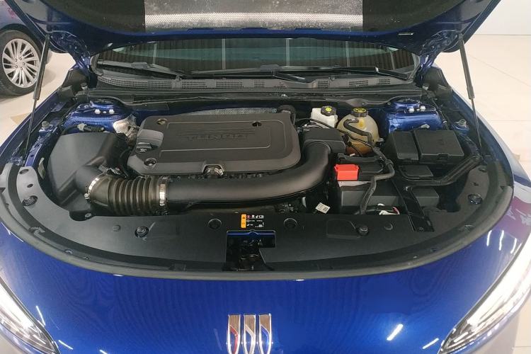 Used Buick LaCrosse 2023 Avia Edition Engine Bay