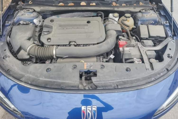 Used Buick LaCrosse 2023 Avia Edition Engine Bay