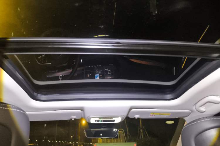 Used Buick LaCrosse 2023 Avia Edition Headliner