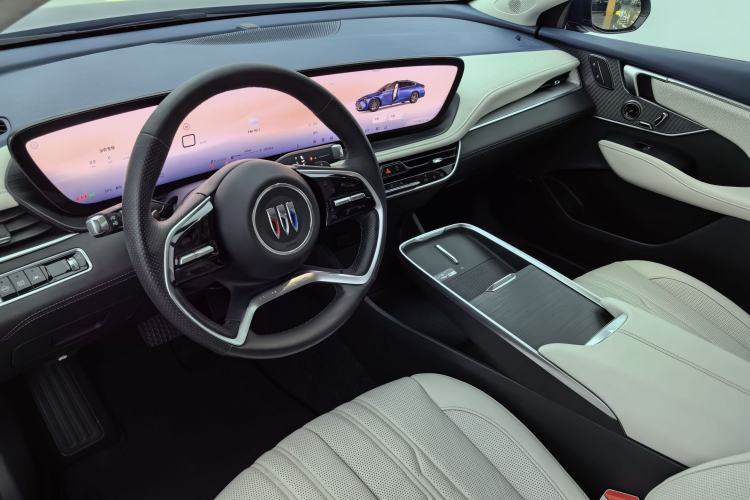 Used Buick LaCrosse 2023 Avia Edition Interior 5
