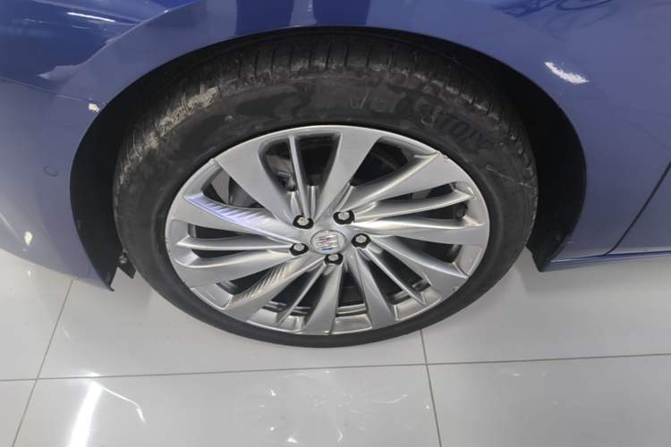 Used Buick LaCrosse 2023 Avia Edition Left Front Wheel Hub