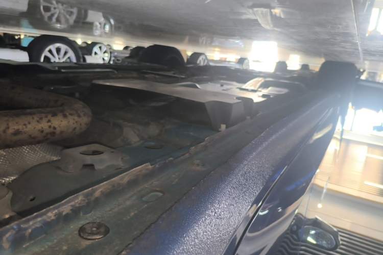Used Buick LaCrosse 2023 Avia Edition Left Side Sill