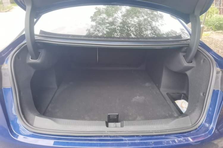 Used Buick LaCrosse 2023 Avia Edition Trunk