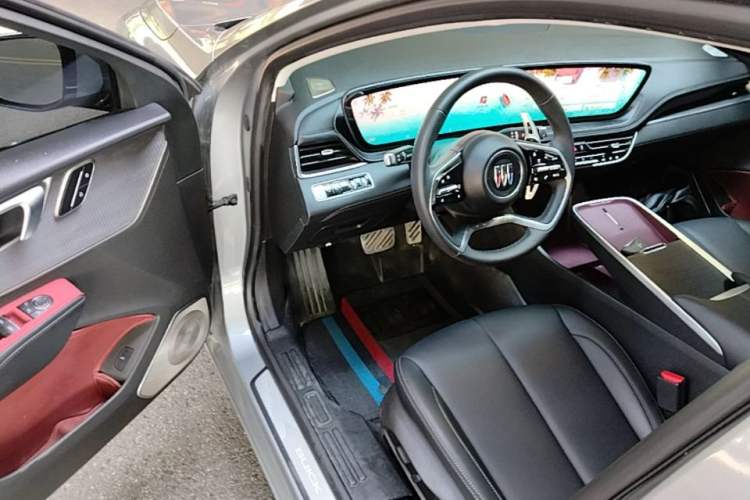 Used Buick LaCrosse 2023 28T Enjoyment Edition Driver Seat