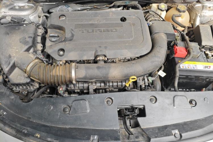 Used Buick LaCrosse 2023 28T Prestige Edition Engine Bay