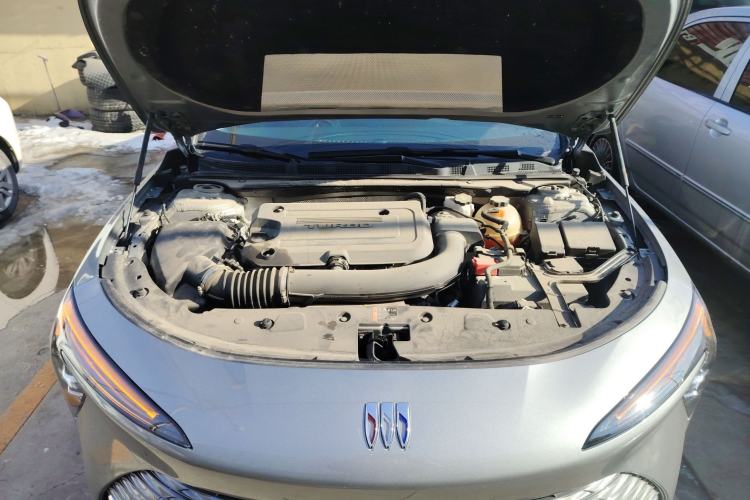 Used Buick LaCrosse 2023 28T Prestige Edition Engine Bay