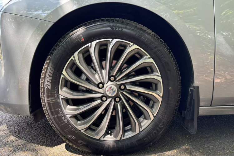 Used Buick LaCrosse 2023 28T Prestige Edition Exterior 11