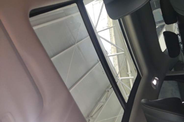 Used Buick LaCrosse 2023 28T Prestige Edition Headliner