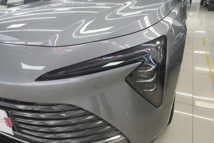 Used Buick LaCrosse 2023 28T Prestige Edition Left Front Headlight