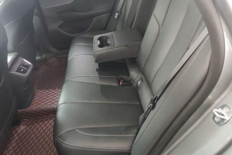 Used Buick LaCrosse 2023 28T Prestige Edition Left Rear Seat