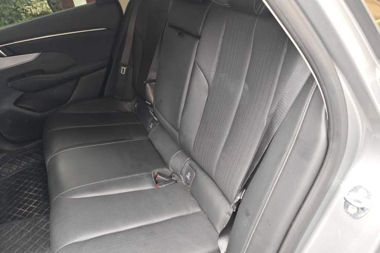 Used Buick LaCrosse 2023 28T Prestige Edition Left Rear Seat