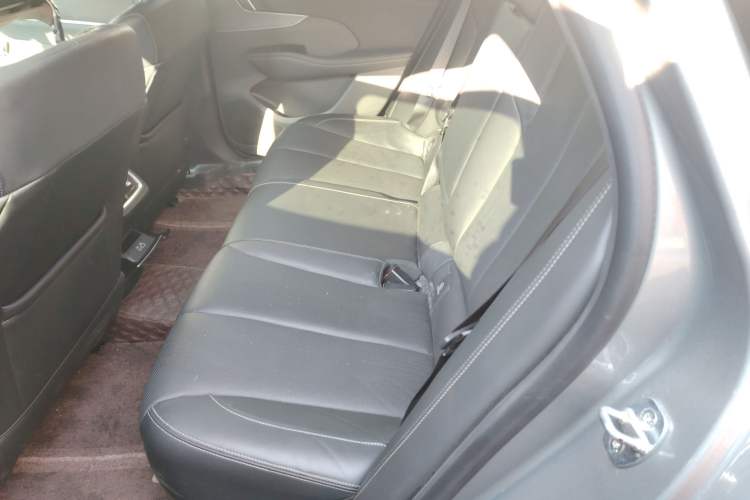 Used Buick LaCrosse 2023 28T Prestige Edition Left Rear Seat