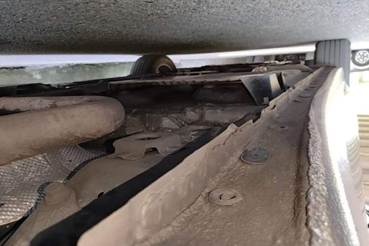 Used Buick LaCrosse 2023 28T Enjoyment Edition Left Side Sill
