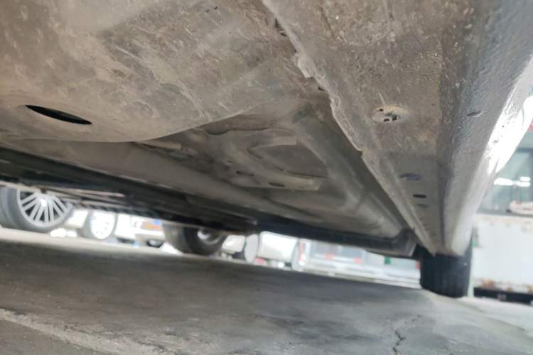 Used Buick LaCrosse 2023 28T Prestige Edition Left Side Sill