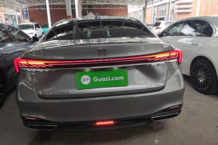 Used Buick LaCrosse 2023 28T Prestige Edition Rear