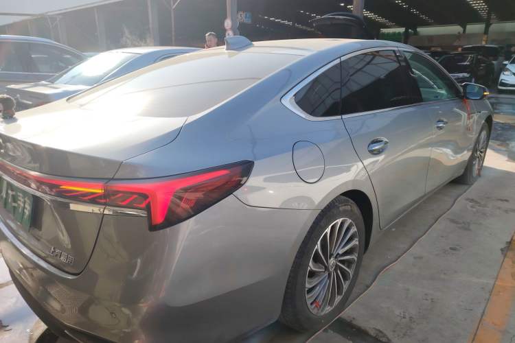 Used Buick LaCrosse 2023 28T Prestige Edition Rear Right 45 Deg