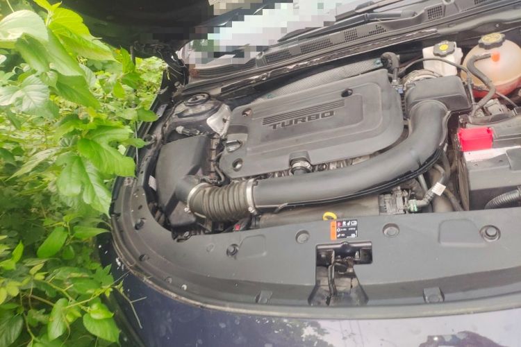 Used Buick LaCrosse 2023 28T Enjoyment Edition Engine Bay Right