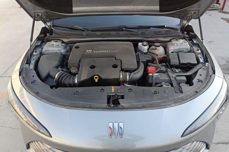 Used Buick LaCrosse 2023 Restyled 25T Cross-Country Edition Engine Bay