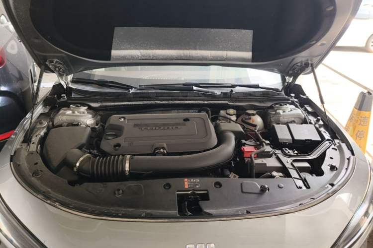 Used Buick LaCrosse 2023 28T Prestige Edition Engine Bay