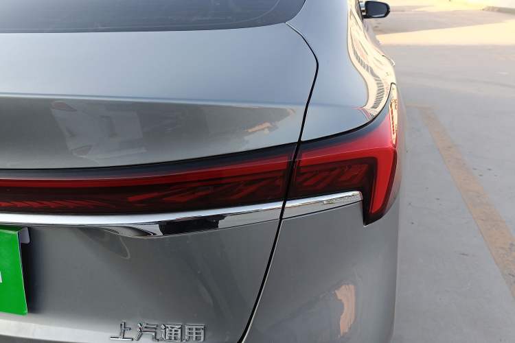 Used Buick LaCrosse 2023 Restyled 25T Cross-Country Edition Exterior 6