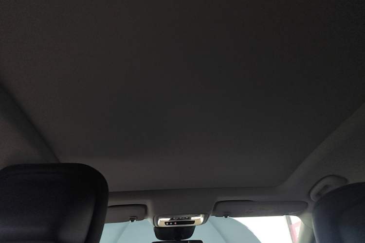 Used Buick LaCrosse 2023 28T Prestige Edition Headliner