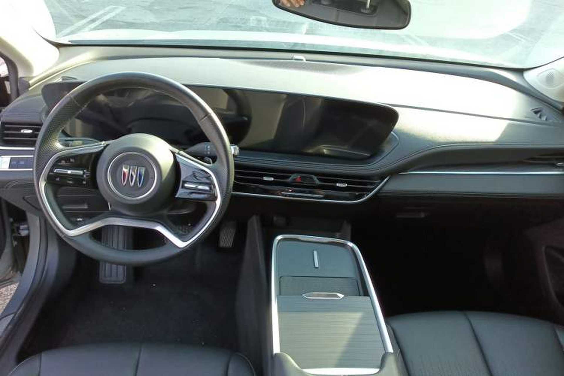 Used Buick LaCrosse 2023 28T Enjoyment Edition Interior 2