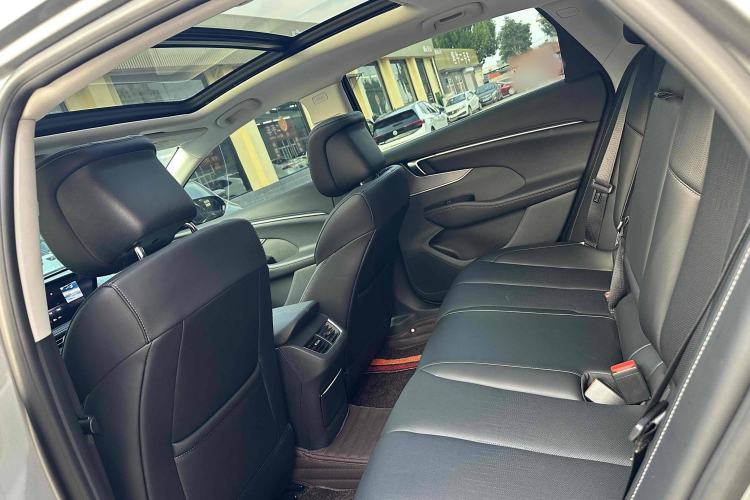 Used Buick LaCrosse 2023 28T Enjoyment Edition Interior 3