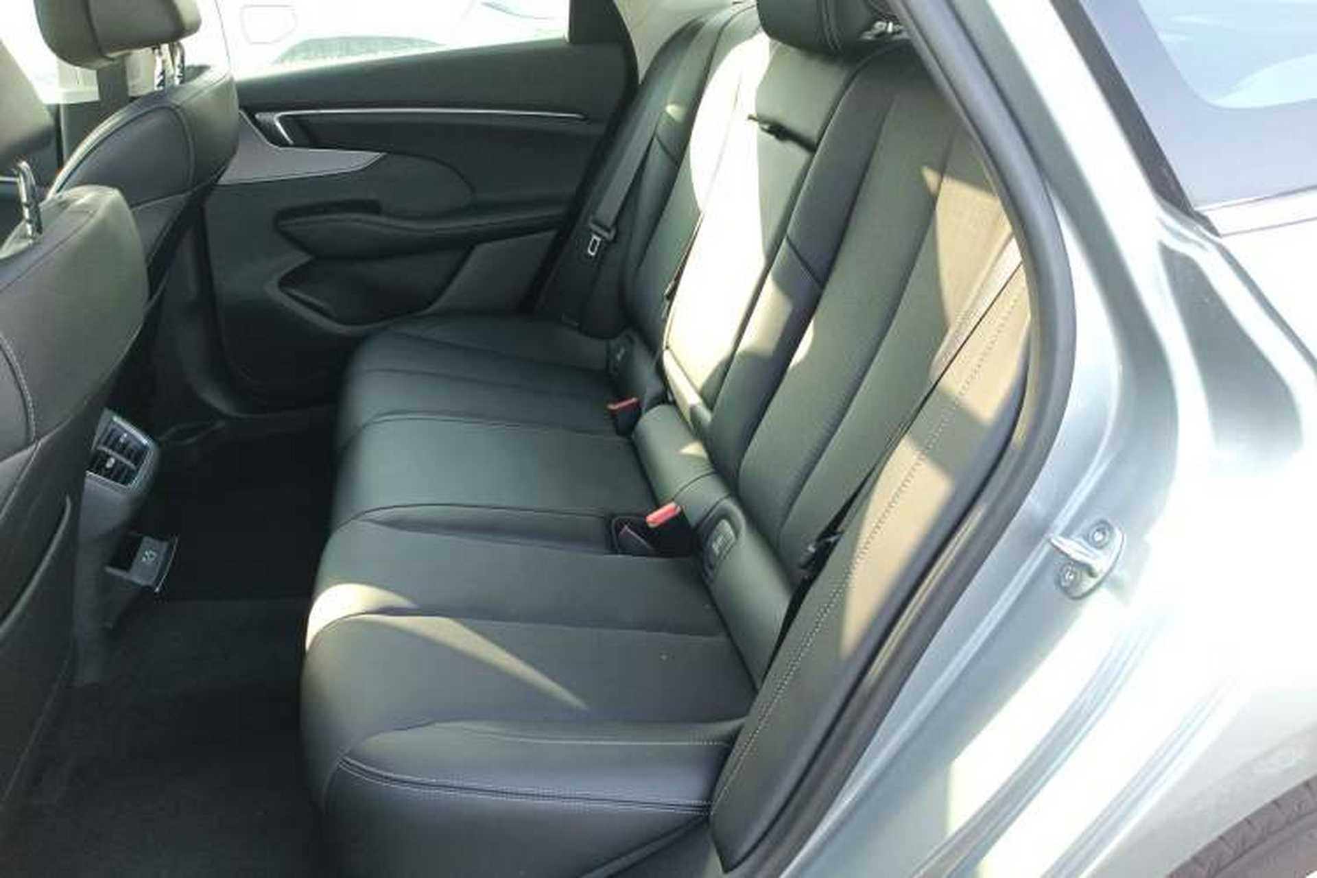 Used Buick LaCrosse 2023 28T Enjoyment Edition Interior 4
