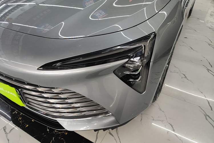 Used Buick LaCrosse 2023 28T Prestige Edition Left Front Headlight