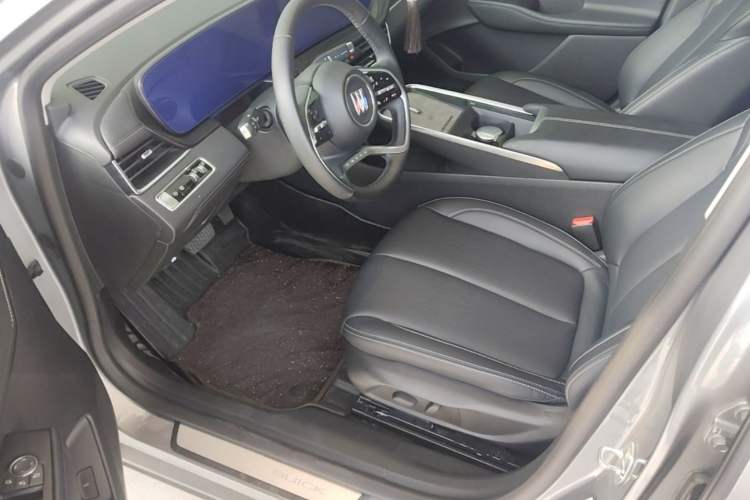 Used Buick LaCrosse 2023 28T Enjoyment Edition Left Front Seat