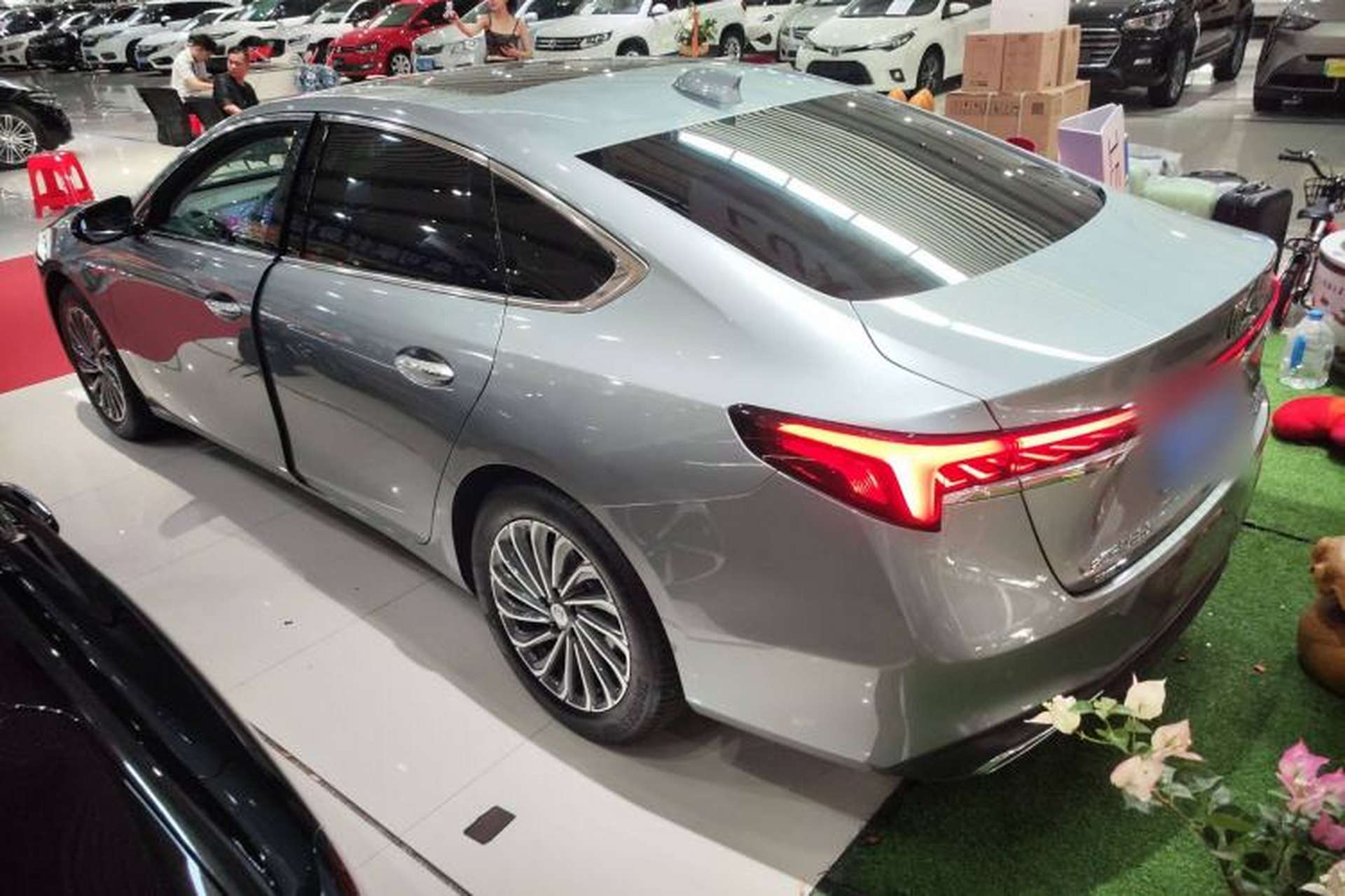 Used Buick LaCrosse 2023 28T Prestige Edition Left Side