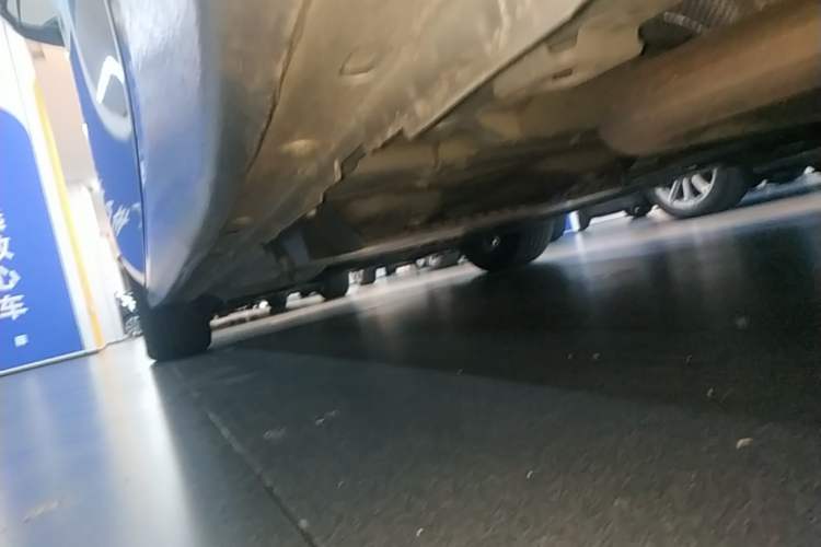 Used Buick LaCrosse 2023 28T Enjoyment Edition Left Side Sill