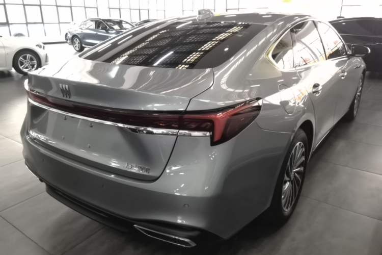 Used Buick LaCrosse 2023 28T Enjoyment Edition Rear Right 45 Deg