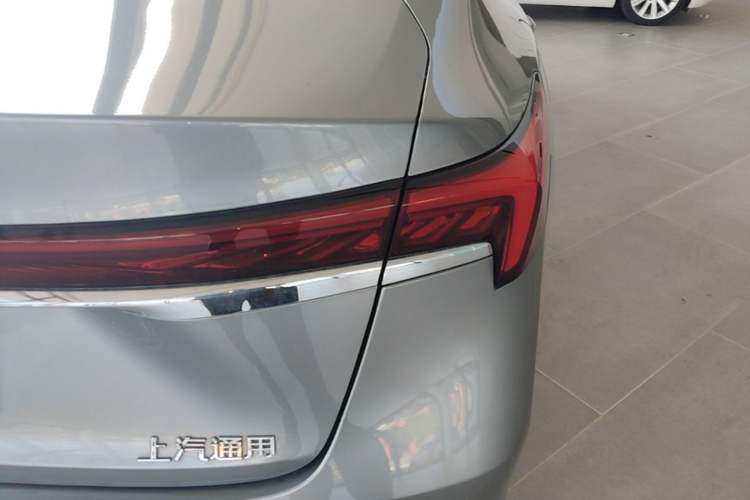 Used Buick LaCrosse 2023 28T Enjoyment Edition Right Rear Taillight