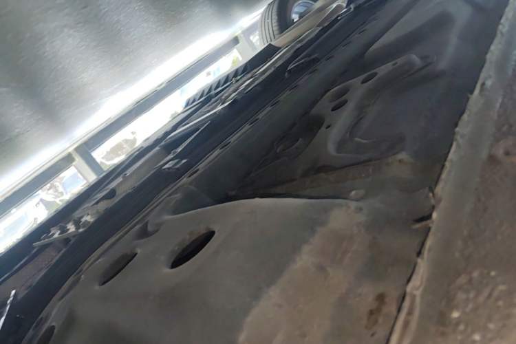 Used Buick LaCrosse 2023 28T Enjoyment Edition Right Side Sill