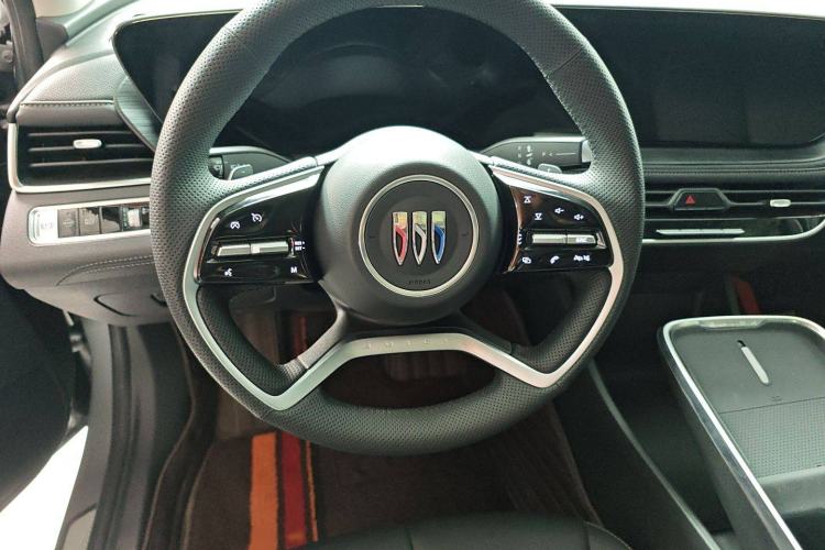 Used Buick LaCrosse 2023 28T Enjoyment Edition Steering Wheel