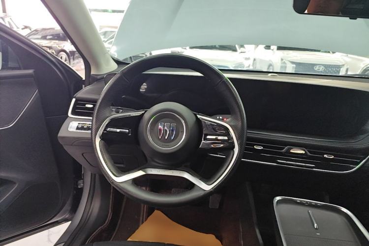 Used Buick LaCrosse 2023 28T Prestige Edition Steering Wheel